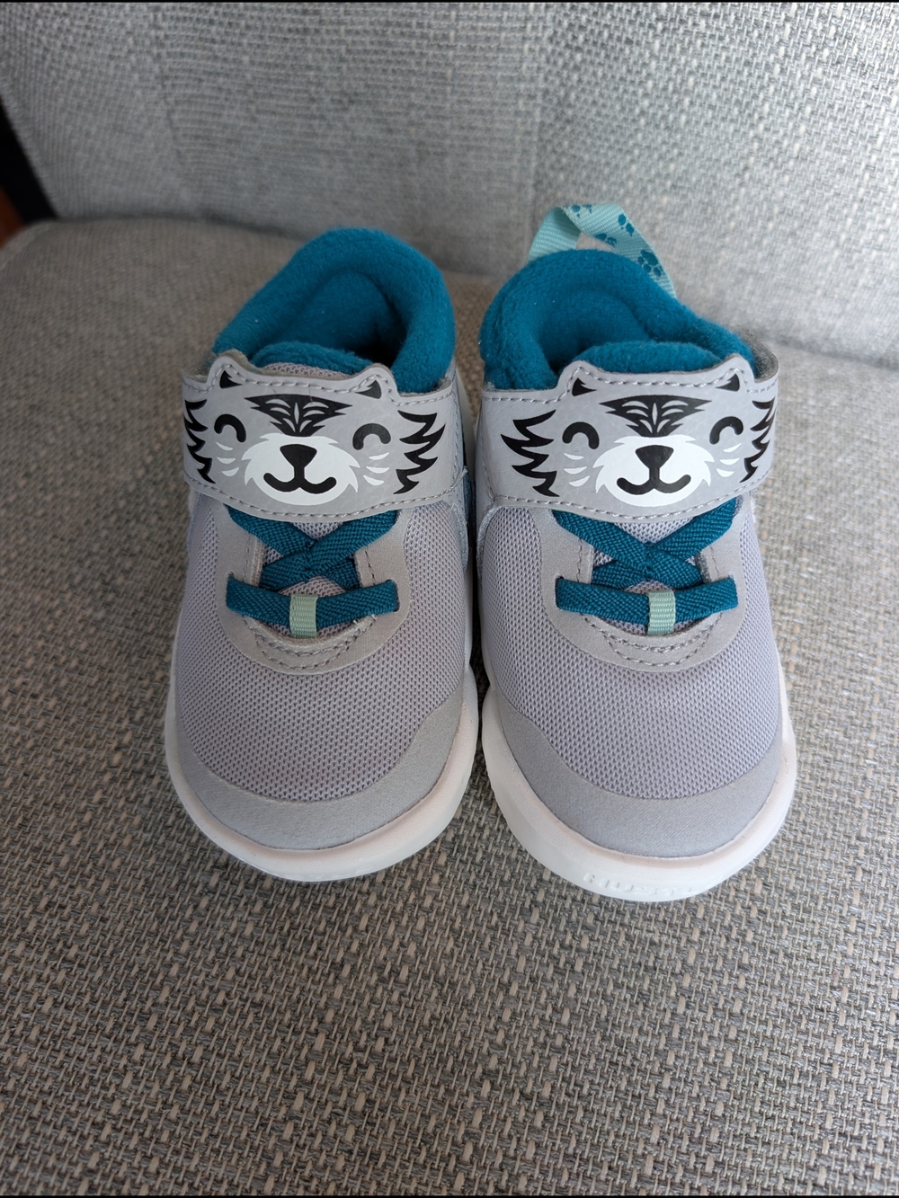 Kids Gray & Teal Tiger Face Athletic Shoes